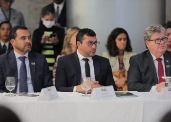 Wilson participou de cerimônia de assinatura de dois decretos que tratam do tema. Foto: Diego Peres / Secom