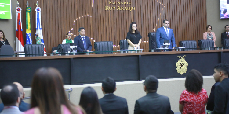 Os deputados estaduais repercutiram os casos de violência nas escolas brasileiras e de Manaus. Foto: Danilo Mello - ALEAM
