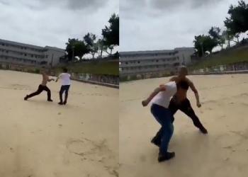 Os alunos estavam em um campo de futebol. Foto: Reprodução