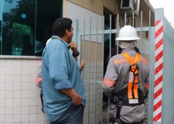 A concessionária diz que alguns condomínios não permitem a entrada dos funcionários. Foto: Reprodução