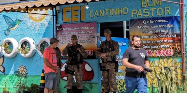 A professora ajudou a salvar os alunos. Foto: Reprodução