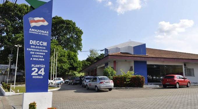 O homem foi preso em flagrante e levado para a delegacia especializada. Foto: Reprodução