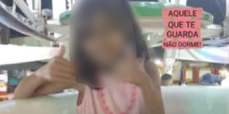 A criança foi encontrada assustada e chorando muito. Foto: Reprodução