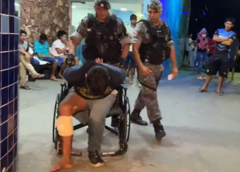 O homem foi levado para o SPA e depois para a delegacia. Foto: Reprodução