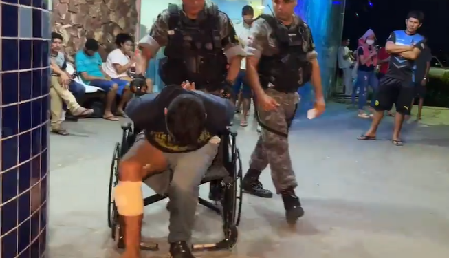 O homem foi levado para o SPA e depois para a delegacia. Foto: Reprodução