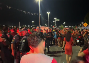 Ao menos três foram baleados. Foto: Reprodução