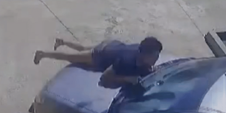 A mulher foi hospitalizada e está entubada. Foto: Reprodução