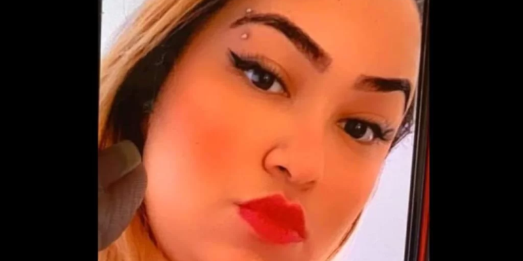 A jovem morreu após o procedimento e por causa de bactéria. Foto: Reprodução