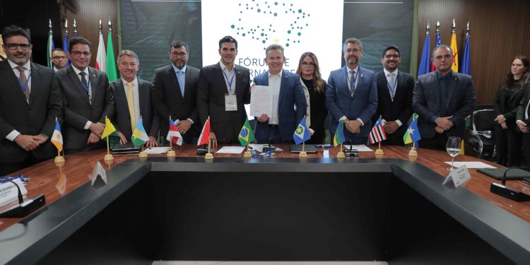 Governador do Amazonas discursou durante o 25º Fórum de Governadores da Amazônia Legal em Cuiabá (MT). Foto: Diego Peres / Secom