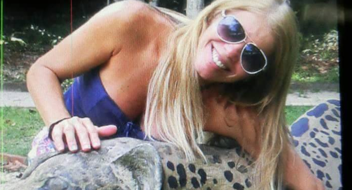 A mulher chegou a ser socorrida, mas nada mais podia ser feito. Foto: Reprodução