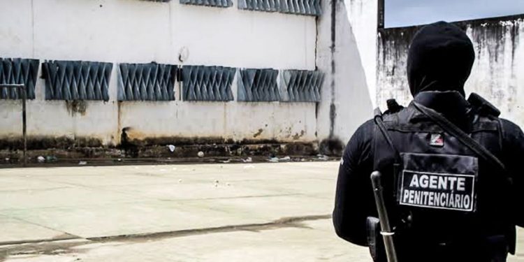 Agente penitenciário