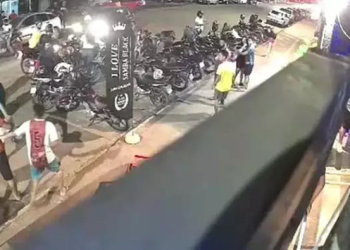 O crime ocorreu na madrugada e câmeras filmaram a agressão. Foto: Reprodução