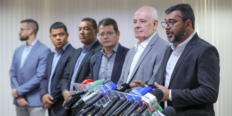 Os anúncios foram feitos durante coletiva de imprensa na sede do Governo. Foto: Alex Pazuello / Secom