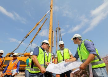 O programa foi anunciado em abril deste ano e prevê mais de 22,1 mil soluções de moradia definitiva. Foto: Diego Peres e Alex Pazuello / Secom