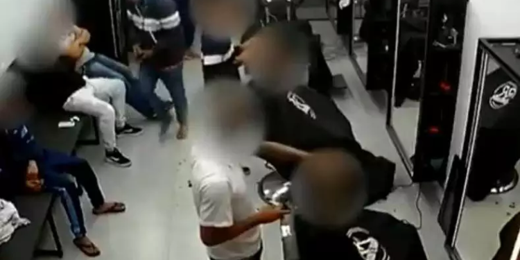 Câmeras de segurança registraram toda a ação. Foto: Reprodução