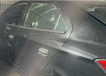 O crime ocorreu neste sábado (12), na frente da residência do homem. Foto: Reprodução