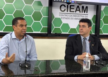 Auditor Fiscal Carlos Balter e o 2° vice-presidente do Sindifisco Eduardo Toledo da Silva. Foto: Divulgação