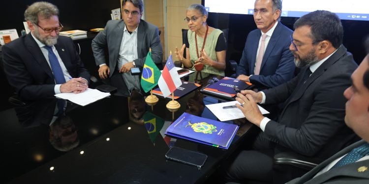 Dos 62 municípios do estado, 15 estão em situação de emergência e o assunto foi discutido. Foto: Diego Peres / Secom