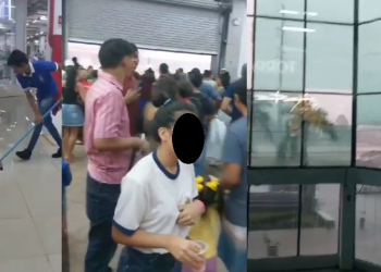 A água também invadiu o local e os clientes se aglomeraram tentando sair do centro de compras. Foto: Reprodução