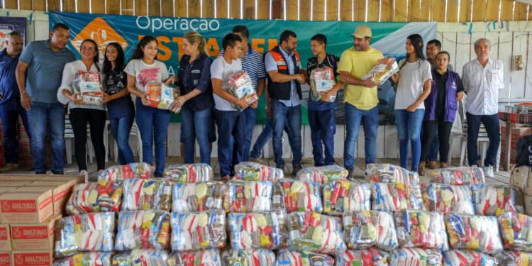 A previsão é que mais de 100 mil famílias em todo o estado sejam afetadas pela estiagem e recebam ajuda. Foto: Diego Peres e Alex Pazuello / Secom