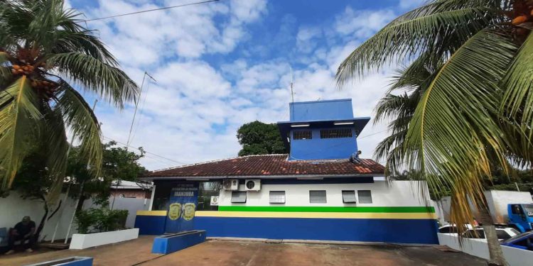 O homem foi preso em Iranduba e seguirá para São Paulo. Foto: Erlon Rodrigues / PC-AM