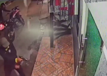 Vários disparos foram feitos e assustaram a família. Foto: Reprodução