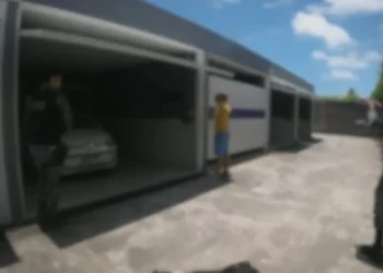 Assim que os policiais chegaram, viram que o homem não estava nada em apuros. Foto: Reprodução