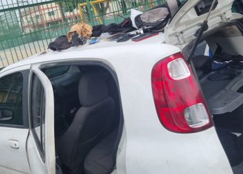 O carro utilizado no crime também foi apreendido, no momento da abordagem policial. Foto: Divulgação/PC-AM