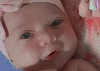 A bebê já deu entrada no hospital sem os sinais vitais, afirma a polícia. Foto: Reprodução