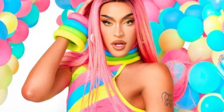 A cantora adora postar fotos de biquíni e dessa vez surpreendeu. Foto: Reprodução