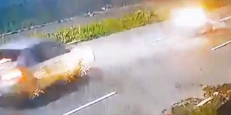 O acidente foi filmado por câmeras de segurança. Foto: Reprodução