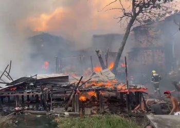 Ninguém se feriu, mas várias casas foram destruídas. Foto: Reprodução