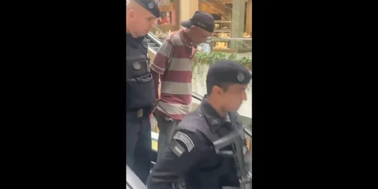 O homem fez reféns e foi preso em seguida. Foto: Divulgação