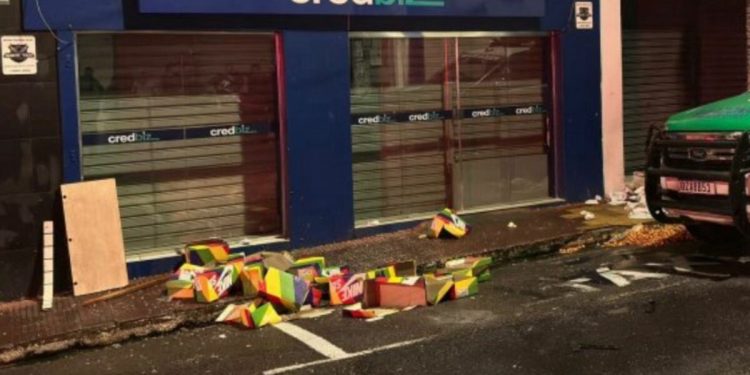 Loja Atacadão do Tênis fica em cima do Credbiz