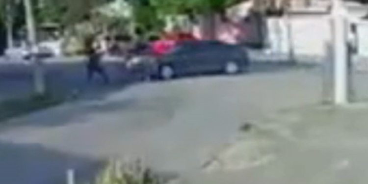 Segundo a polícia, ele a enganou pedindo uma carona e depois tentou matá-la. Foto: Reprodução