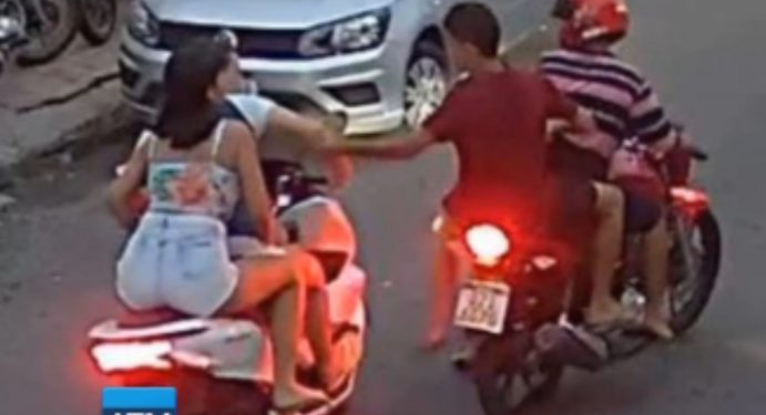 Câmeras de segurança filmaram toda a ação nesta segunda-feira (19). Foto: Reprodução