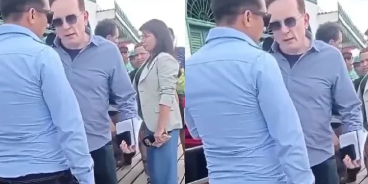 O jornalista apura denúncias. Foto: Reprodução