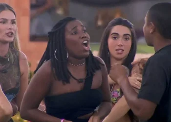 A trancista foi para cima do baiano. Foto: Reprodução