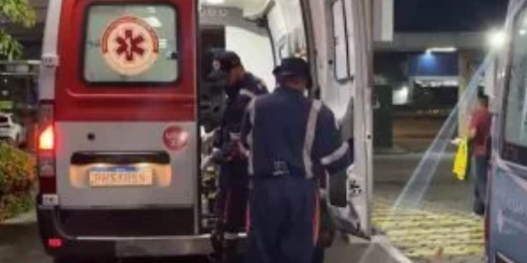 O homem foi encaminhado ao Hospital Platão Araújo. Foto: Reprodução