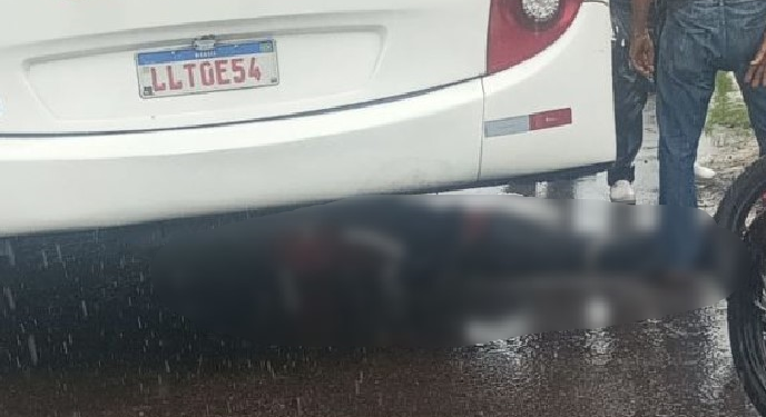 O acidente ocorreu durante a chuva. Foto: Reprodução