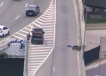 Um ônibus da empresa Viação Sampaio foi alvo de um criminoso armado. Foto: Reprodução