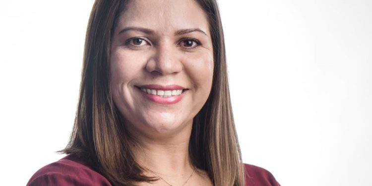 Juci Paula Góes de Araújo, então presidente do Legislativo, terá que devolver aos cofres públicos R$ 50 mil por irregularidades não sanadas. Foto: Filipe Jazz