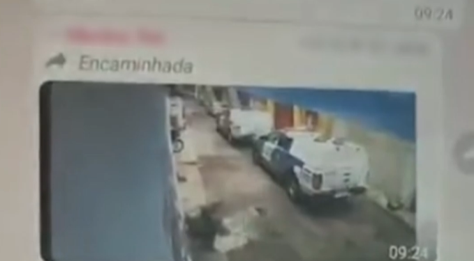 No final de semana uma equipe tinha ido ao local pedir a retirada das câmeras. Foto: Reprodução