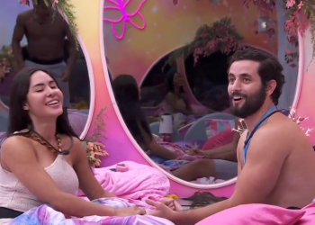 Os dois já não escondem mais nada. Foto: Reprodução