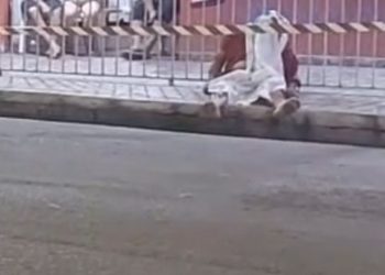 Pauladas até morrer: homem fica todo deformado após ser golpeado várias vezes na Avenida Sumaúma