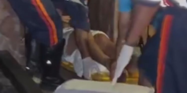 Militar do exército leva tiro na perna após negar dar o celular durante assalto no Coroado