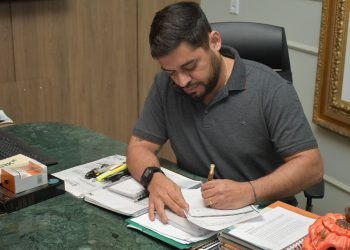 O lançamento acontecerá no dia 23 de maio, às 18h30, na Academia Amazonense de Letras (AAL). Foto: Divulgação