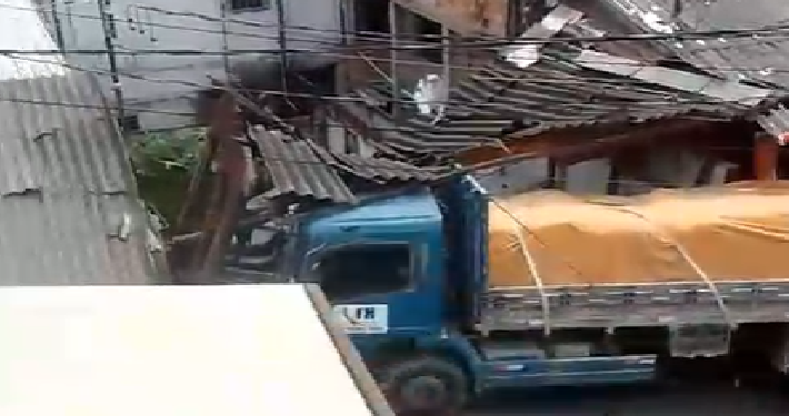 Por pouco ninguém se feriu. Foto: Reprodução