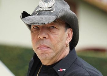 Morre aos 67 anos o cantor Chrystian, da dupla com Ralf