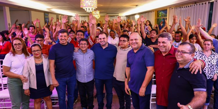 Na noite dessa sexta-feira (7) ele esteve no bairro Alvorada, na zona Centro-Oeste. Foto: Divulgação